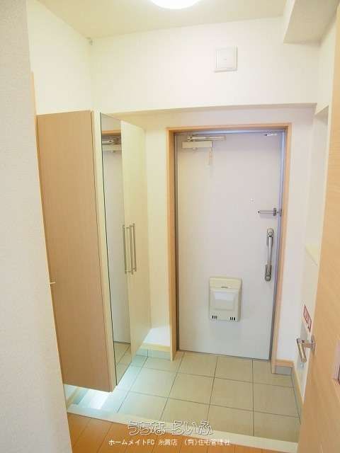 Calm Villa Isaoshi 403: 1LDK Apartment for Rent in Nanjo City, Okinawa - Thumbnail 3