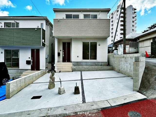 New 4LDK Wooden House on Corner Plot in Naha Shikina - Thumbnail 2