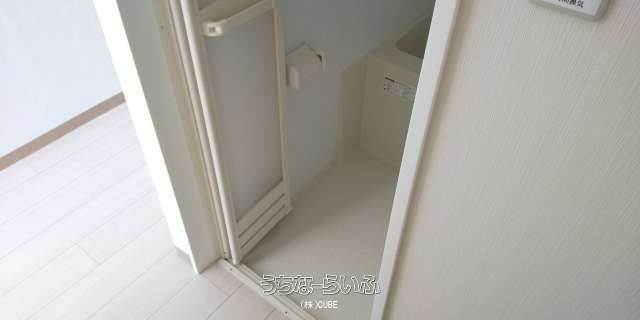 Tozan Heights II 304: 1R Apartment for Rent in Urasoe, Okinawa - Thumbnail 4