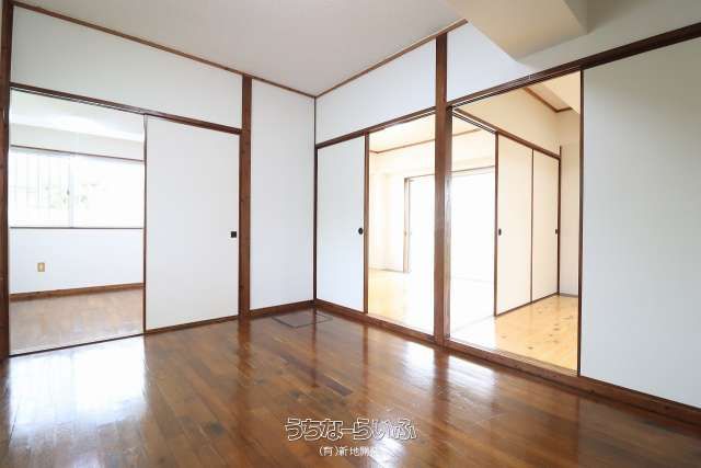 FLATS-62 3DK Apartment for Rent in Naha, Okinawa - Thumbnail 4