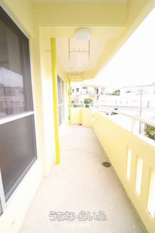 FLATS-62 3DK Apartment for Rent in Naha, Okinawa - Thumbnail 2