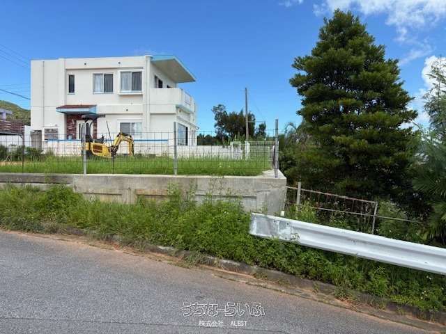 314m² Land with Ocean Views for Sale in Kin Town, Okinawa - Thumbnail 2