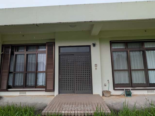 Large 278 Tsubo Plot with RC House in Yaese Town, Okinawa - Thumbnail 2