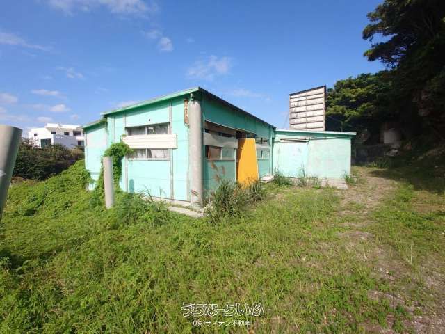 Oceanfront Land with Waste Disposal License on Miyagi Island, Okinawa - Thumbnail 3
