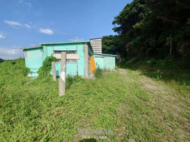 Oceanfront Land with Waste Disposal License on Miyagi Island, Okinawa - Thumbnail 2