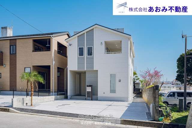 New 4LDK House for Sale in Yomitan Village, Okinawa - Thumbnail 3