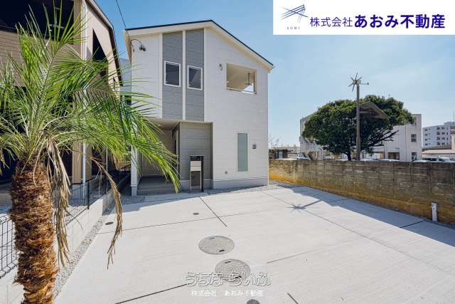 New 4LDK House for Sale in Yomitan Village, Okinawa - Thumbnail 4