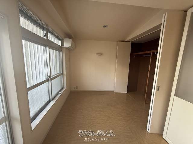 Renovated 1LDK Apartment for Rent in Urasoe, Okinawa - 55,000 Yen - Thumbnail 4