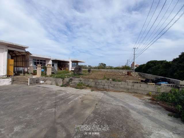 1279 sqm Rental Land with Office in Tomigusuku, Okinawa - Thumbnail 2