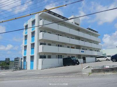Investment Apartment Building with Solar Power in Nanjo City — Image 1, Nanjo, Okinawa