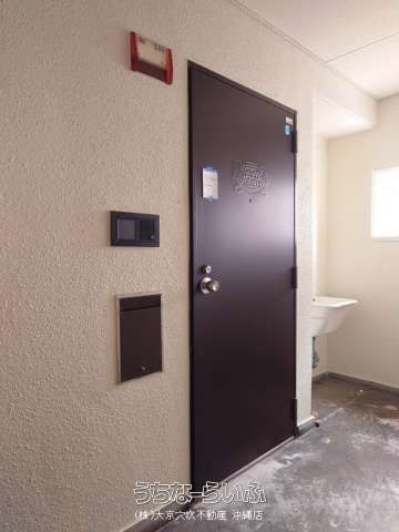 Renovated 1R Apartment for Sale in Naha, Okinawa - Thumbnail 3