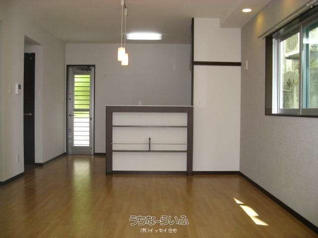 Pet-Friendly 3LDK Detached House for Rent in Naha's Matsugawa - Thumbnail 4