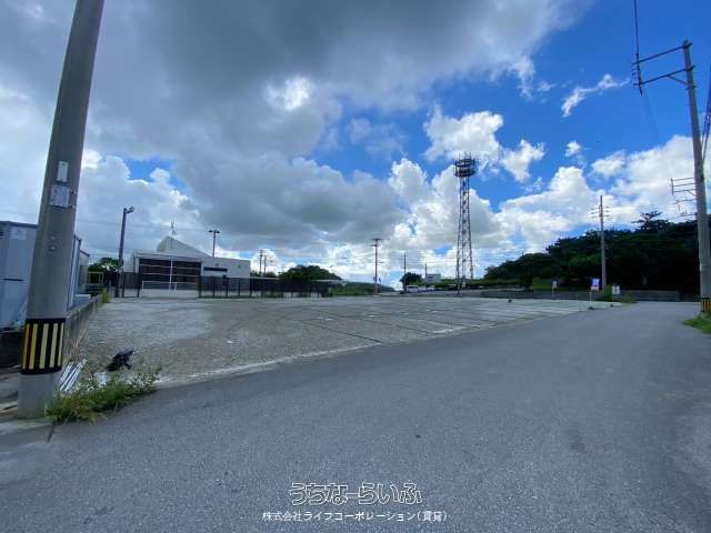Takefumi Parking I Rental Space in Itoman, Okinawa - Thumbnail 2