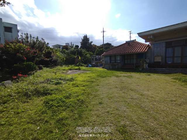 1185 sqm Land for Sale in Yaese Town, Okinawa - Thumbnail 3