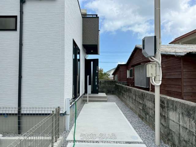 New 4LDK Long-Term Excellent Quality House for Sale in Uruma, Okinawa - Thumbnail 2