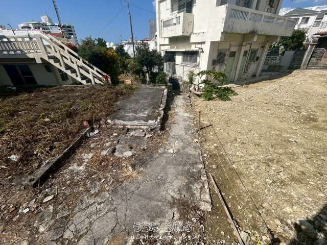 166.96 sqm Residential Land for Sale in Shikina, Naha, Okinawa - Thumbnail 2