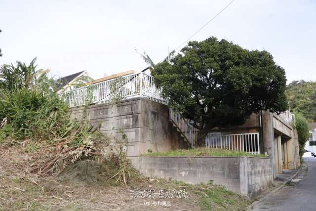 315 sqm Land for Sale in Onna Village, Okinawa Resort Area - Image 1