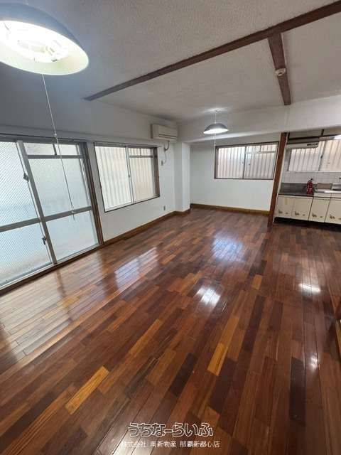 1R Apartment for Rent near Asahibashi Station, Naha, Okinawa - Thumbnail 2