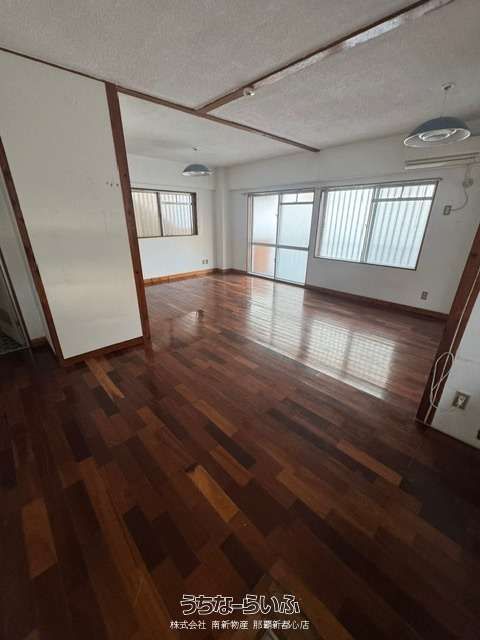 1R Apartment for Rent near Asahibashi Station, Naha, Okinawa - Thumbnail 4