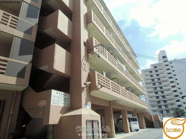 Akahata Apartment 5-D for Rent in Naha, Okinawa - Thumbnail 2