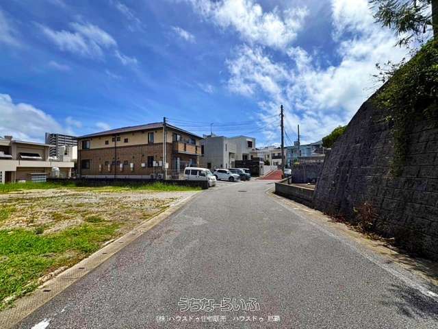 228.01 sqm Residential Land for Sale in Naha's Uebaru District - Thumbnail 4