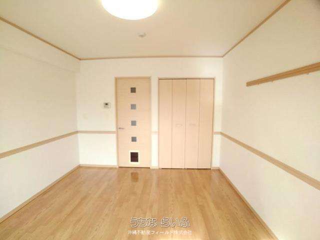 Hare Sprout 403: Pet-Friendly Apartment Near Omoromachi Station, Naha - Thumbnail 4