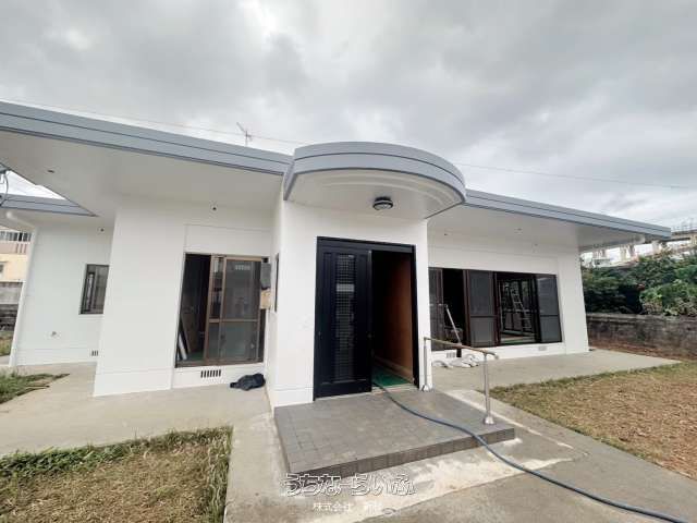 Spacious 3LDK House on 622sqm Land in Uruma, Okinawa - Thumbnail 3