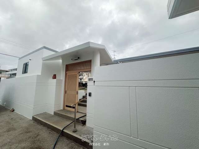 Spacious 3LDK House on 622sqm Land in Uruma, Okinawa - Thumbnail 2
