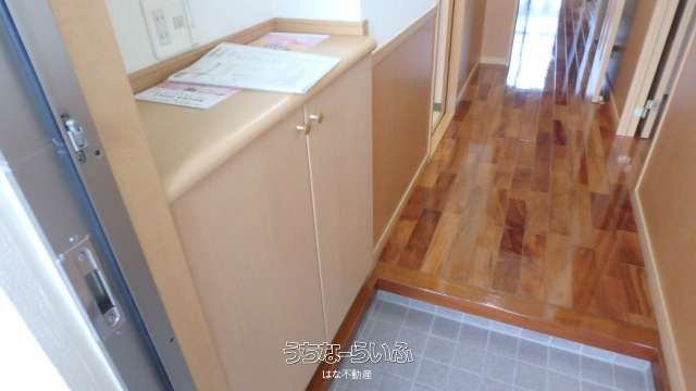 Pet-Friendly 2DK Apartment for Rent in Ginowan, Okinawa - Thumbnail 2