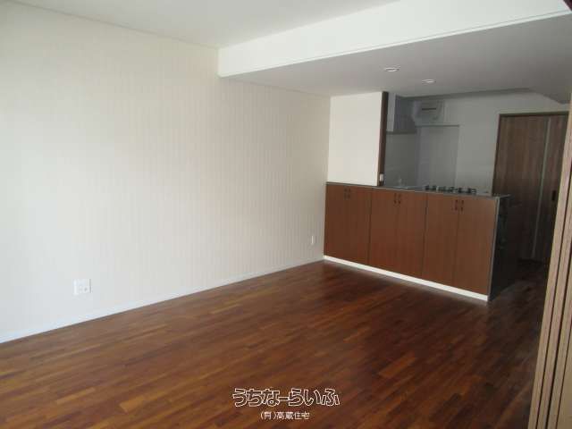 1LDK Apartment for Rent in Naha Kankaru, Near Monorail - Thumbnail 3