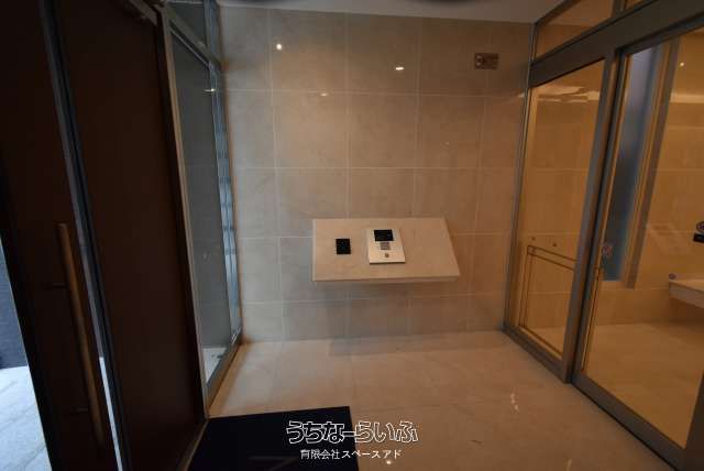 Spacious 3LDK Apartment for Sale in Naha City, Okinawa - Thumbnail 4