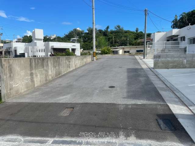 Land for Sale in Kitamakagusuku Village, Okinawa - 145.39 m² - Thumbnail 2
