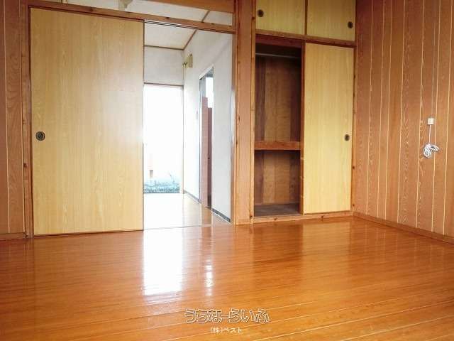 1DK Apartment for Rent in Ginowan, Okinawa - No Key Money - Thumbnail 2
