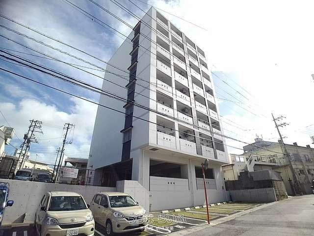 Sunny Hill Tamai 1DK Apartment for Rent in Ginowan, Okinawa - Thumbnail 2