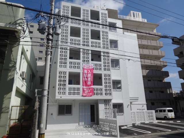 New 2LDK Apartment for Rent in Naha, Okinawa - Setto Coroare Izumizaki - Thumbnail 3