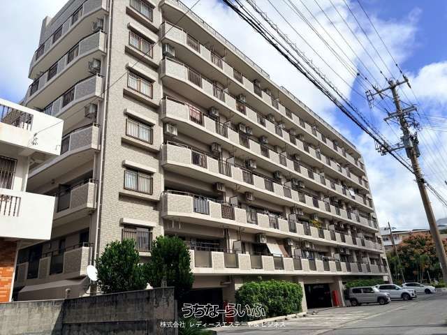3LDK Apartment for Sale in Ginowan, Okinawa with South Balcony - Thumbnail 3