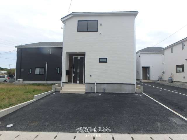 New 4LDK ZEH House for Sale in Uruma, Okinawa - Thumbnail 2