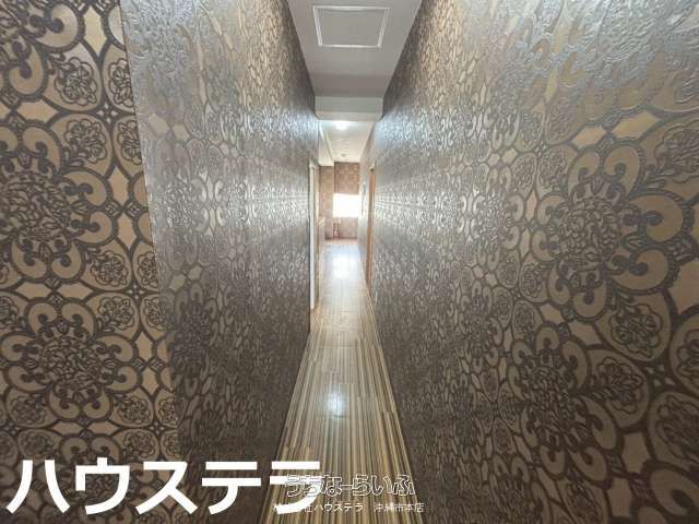 Shop & Minpaku Investment Property for Sale in Okinawa City - Thumbnail 2