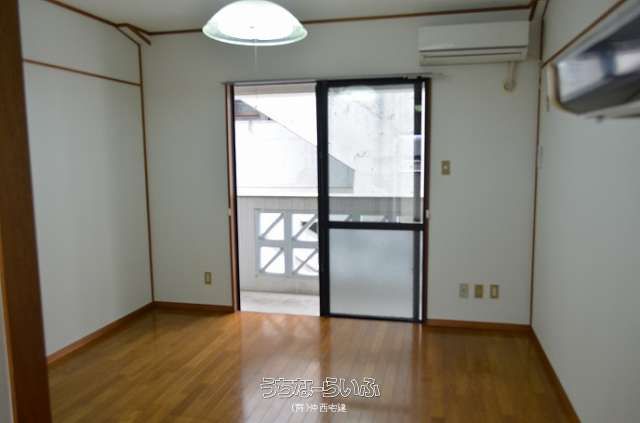 Maison Petit Tête 401: Women-Only Rental Apartment in Urasoe - Thumbnail 3