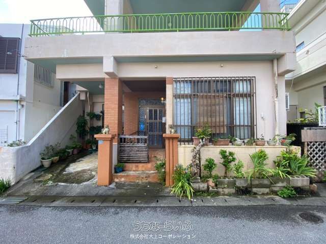 3LDK Detached House for Sale in Urasoe City, Okinawa - Thumbnail 2