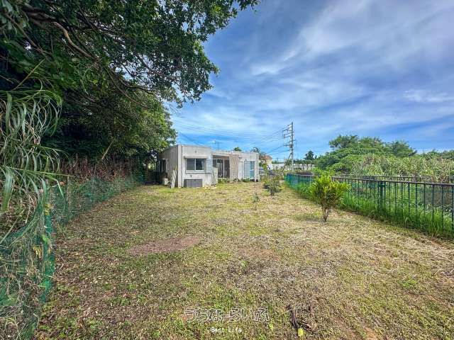 2LDK Single-Story House on 139 Tsubo Land in Onna Village, Okinawa - Thumbnail 2