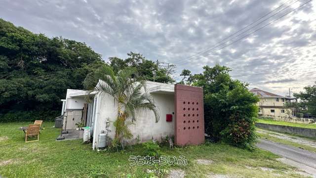 2LDK Single-Story House on 139 Tsubo Land in Onna Village, Okinawa - Thumbnail 3
