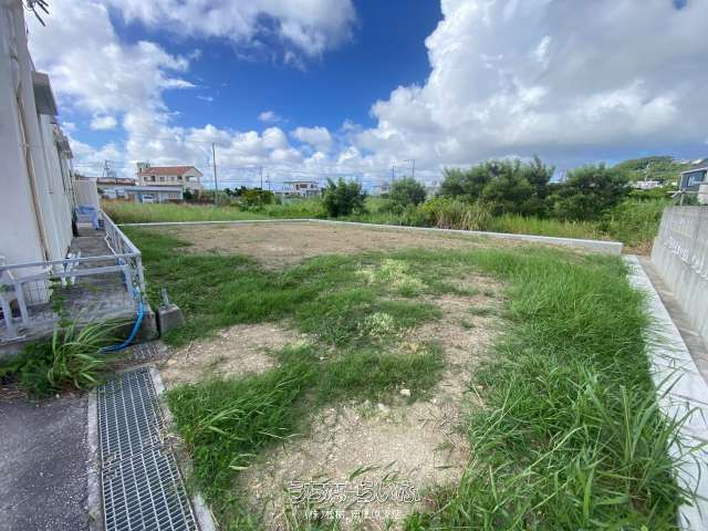 Flat 227.25m² Land Plot for Sale in Yaeze Town, Okinawa - Thumbnail 3