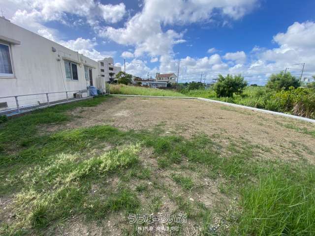 Flat 227.25m² Land Plot for Sale in Yaeze Town, Okinawa - Thumbnail 4