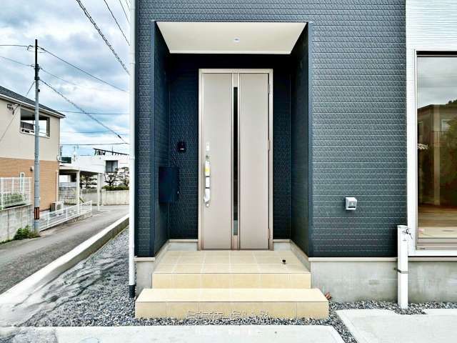 New 4LDK Wooden House for Sale in Yaese Town, Okinawa - Thumbnail 4