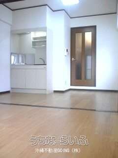 1DK Apartment for Rent in Naha, Okinawa - Central Heim II - Thumbnail 4