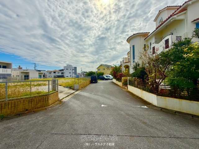 Land for Sale in Misaki, Nakagusuku Village, Okinawa - 4 Plots - Thumbnail 3