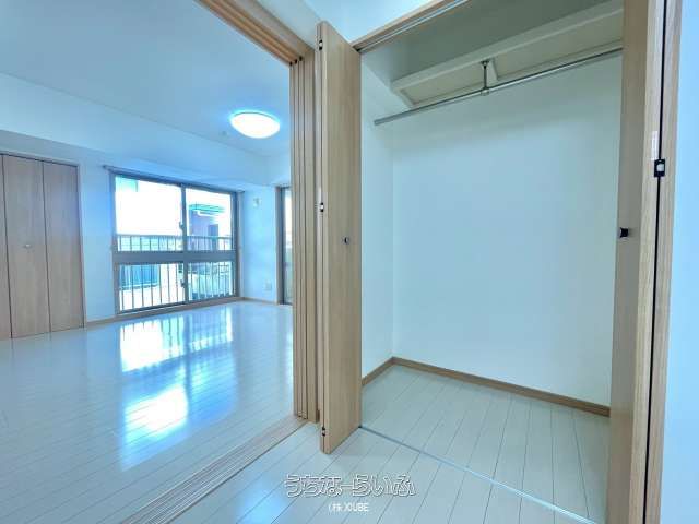 2LDK Apartment for Rent in Nishihara Town, Okinawa - Thumbnail 3