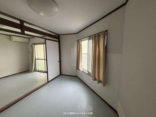 Uruma Residence 403: 2DK Apartment near Miebashi Station, Naha - Thumbnail 3