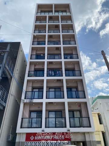Stylish Naha Apartment Building for Sale with Ocean Views - Thumbnail 2